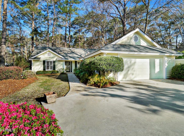 32 Pipers Pond Road, Bluffton, SC 29910