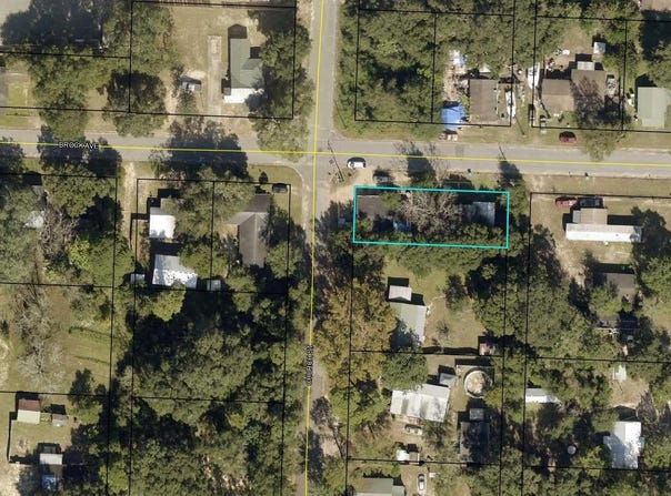 401-409 Brock East Avenue, Crestview, FL 32539