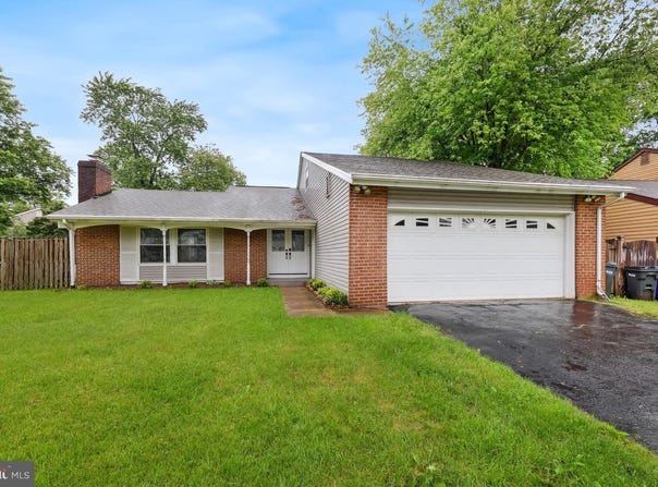 810 SUGARLAND RUN DRIVE, STERLING, VA 20164