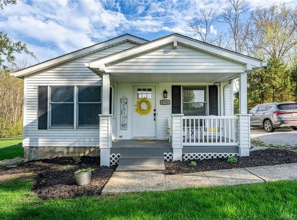 1736 Swings Corner Pt Isab Road, Bethel Twp, OH 45106