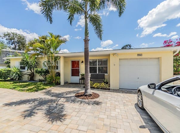 751 BAYSHORE DRIVE, TARPON SPRINGS, FL 34689