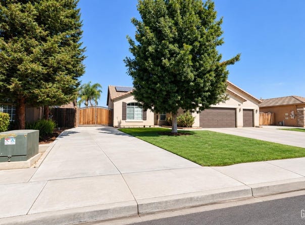 12706 Windy Ridge Drive, Bakersfield, CA 93312