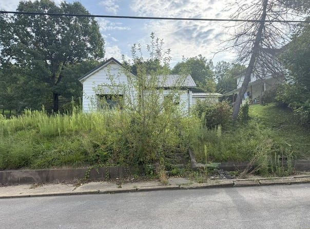 310 S State Street, Crooksville, OH 43731