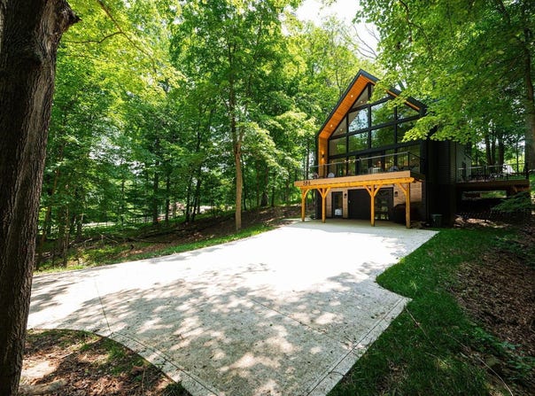 586 Crabapple Drive, Howard, OH 43028