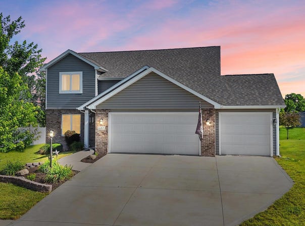 687 Sully Court, Angola, IN 46703
