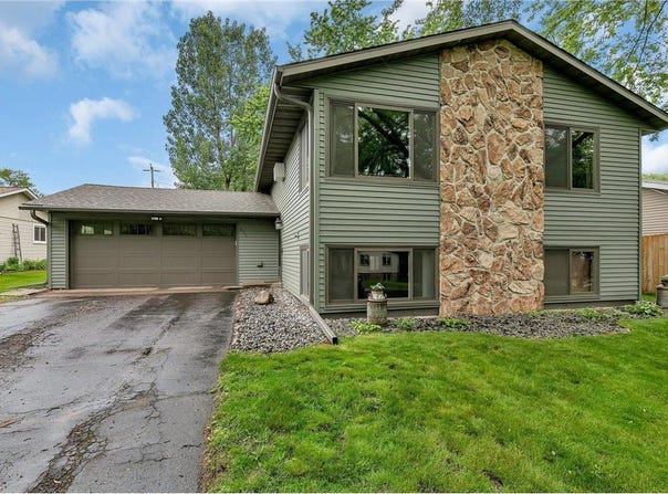 806 3rd Avenue NE, Sartell, MN 56377