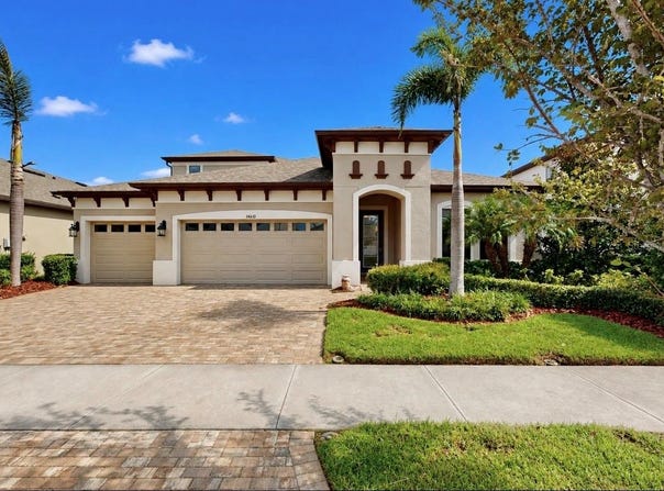 14610 RED CASTLE AVE, LITHIA, FL 33547