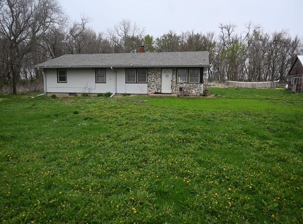 1019 550TH ST, Cherokee, IA 51012