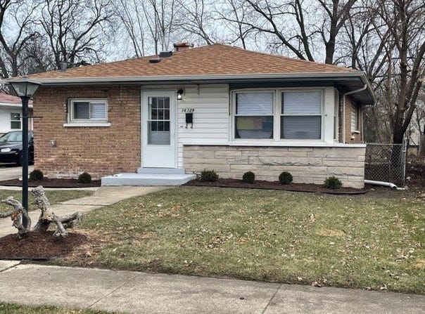 16329 Hermitage Avenue, Markham, IL 60428