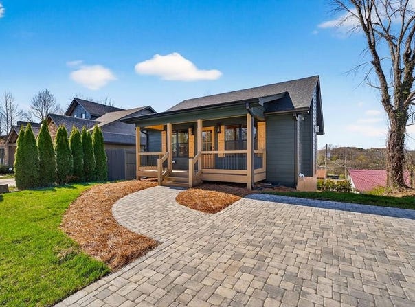 318 Second Street, Blue Ridge, GA 30513