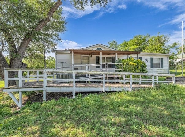 105 Church Street, Bruceville, TX 76630