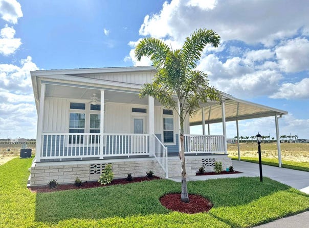 186 Miramar Dr, Sebring, FL 33870