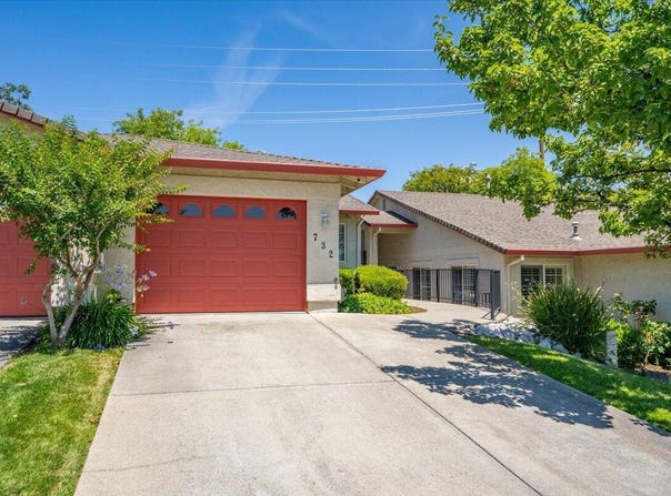 732 Stonebriar Trail, Redding, CA 96003