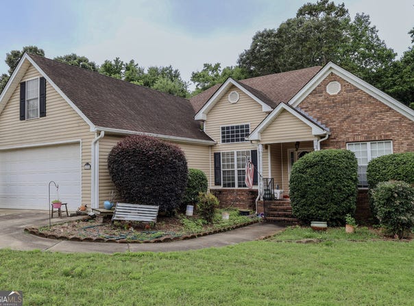196 Lamar, Hoschton, GA 30548