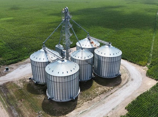 W 9th Road & S M Road, Aurora, NE 68818