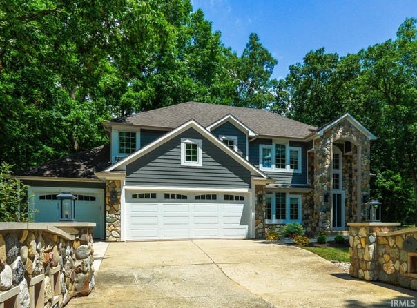 1715 Woodland Xing Street, Fort Wayne, IN 46825