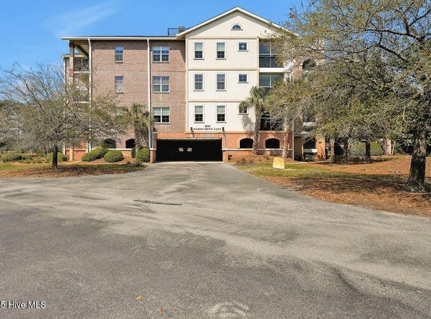 4100 Marsh Grove Lane, Southport, NC 28461