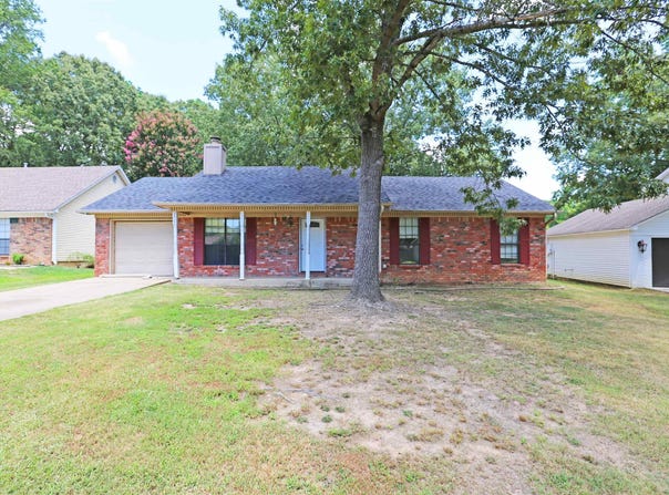 2302 Chelsea Drive, Bryant, AR 72022