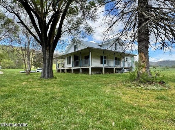 112 Shiloh Rd, Crawford, TN 38554