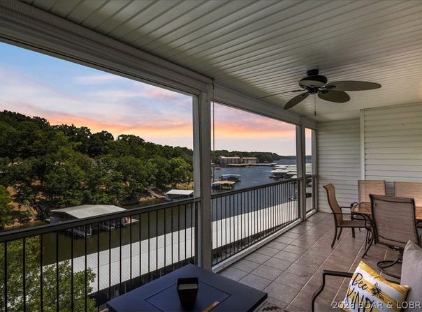 40 Lighthouse Road, Lake Ozark, MO 65049