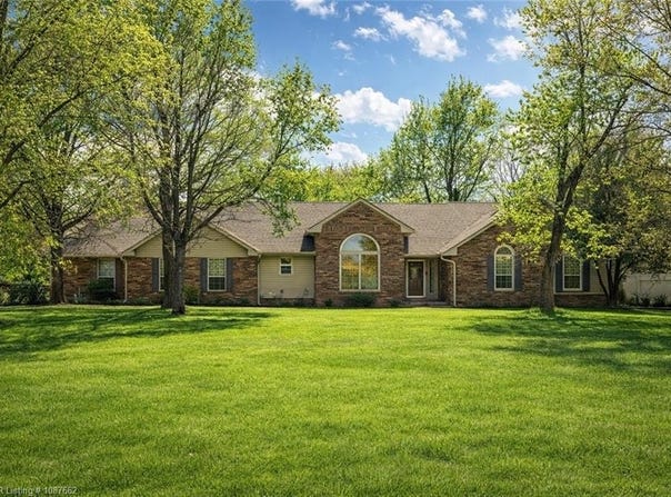 473202 1127 RD, Muldrow, OK 74948