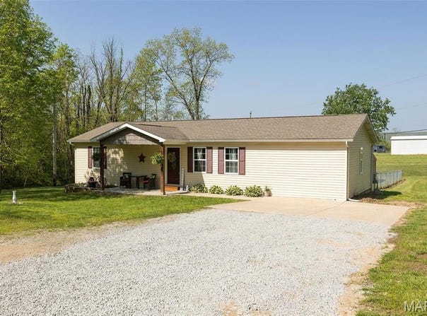 2962 Sherrill Road, Doe Run, MO 63637