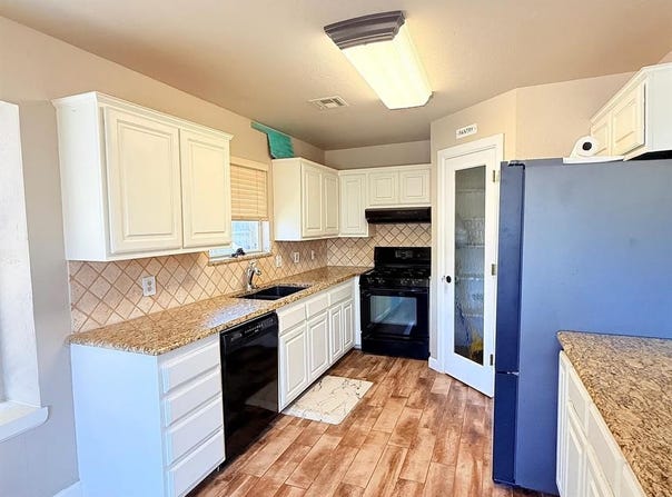 1801 Brittany Lane, Edmond, OK 73003
