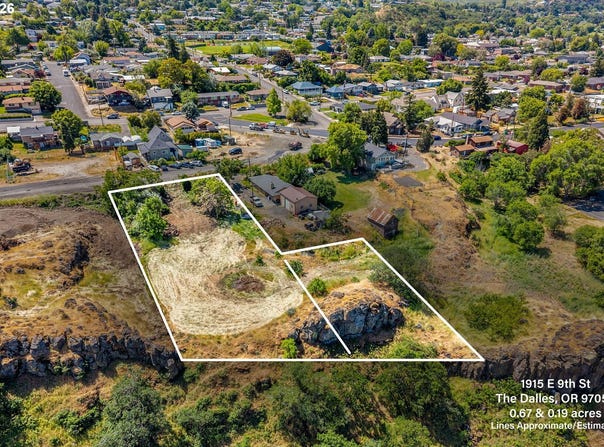 1915 E 9TH St, TheDalles, OR 97058