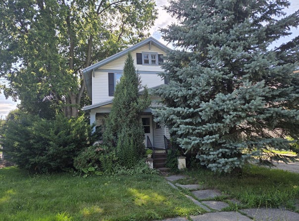 215 Westmoreland Avenue, Lansing, MI 48915