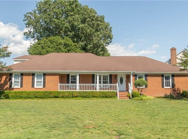 817 Doe Run Drive, Chesapeake, VA 23322