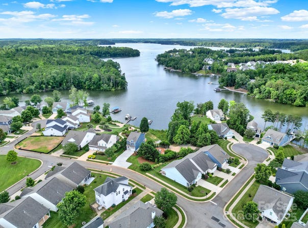25391 Seagull Drive, Lancaster, SC 29720