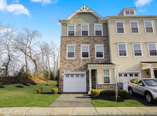 1801 John Deere Lane, Monroe, NJ 08831