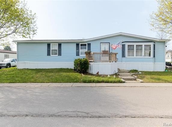 6655 Jackson Road, Ann Arbor, MI 48103