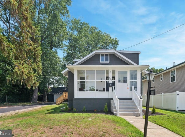832 N OAKLAND AVENUE, RUNNEMEDE, NJ 08078