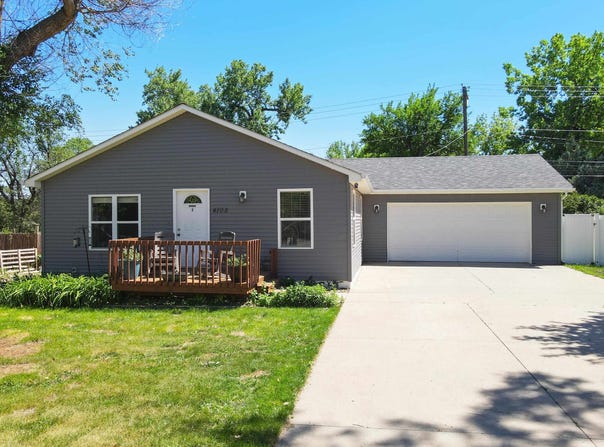 4105 Sunset Drive, Rapid City, SD 57702