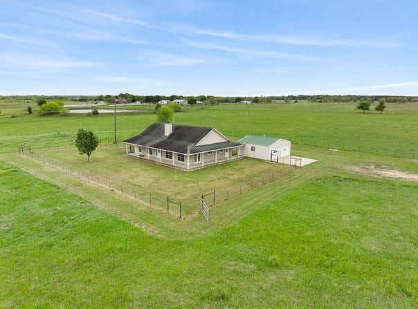 1234 County Road 135, Lincoln, TX 78948