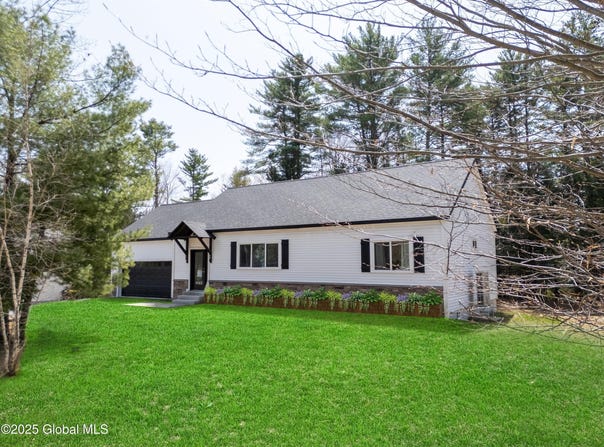 23 Locust Ridge Drive, Corinth, NY 12822