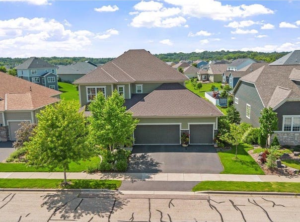 216 Prairie Way, Bayport, MN 55003