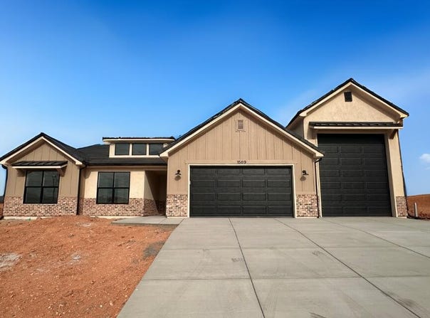 1589 S 4000 W, Hurricane, UT 84737