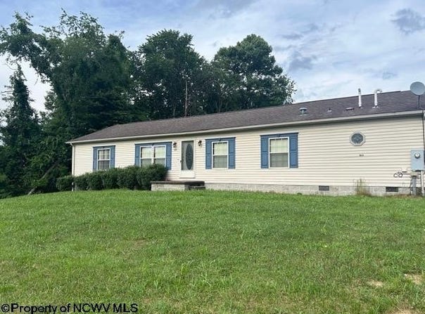 105 Valley View Lane, Fairmont, WV 26554