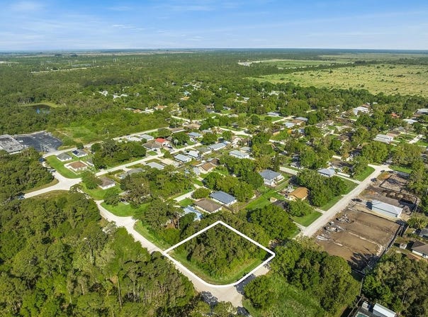 2115 86TH DRIVE, VERO BEACH, FL 32966