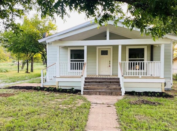 215 S Madera Street, Eastland, TX 76448