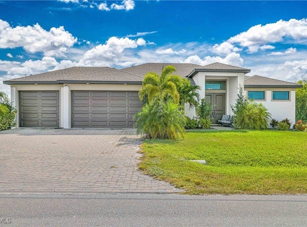 1308 SW 4th Lane, Cape Coral, FL 33991