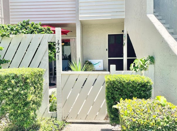 421 WINDRUSH BAY DRIVE, TARPON SPRINGS, FL 34689