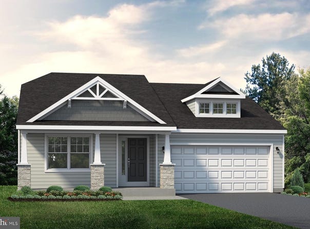 304 AMBERLEIGH LANE, SHIPPENSBURG, PA 17257