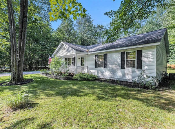 8250 Bent Pine Drive, Lake Ann, MI 49650