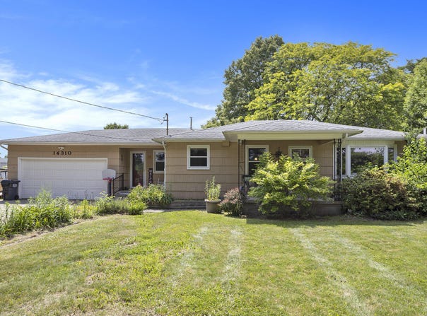 14310 Kellogg School Road, Hickory Corners, MI 49060