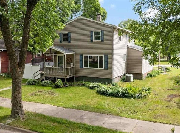 1412 11th Street, Virginia, MN 55792