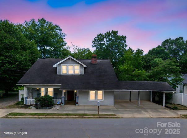 241 4th Avenue N, Taylorsville, NC 28681