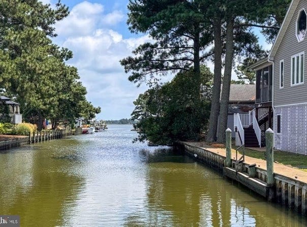5073 TWILLEY DR, CHINCOTEAGUE ISLAND, VA 23336